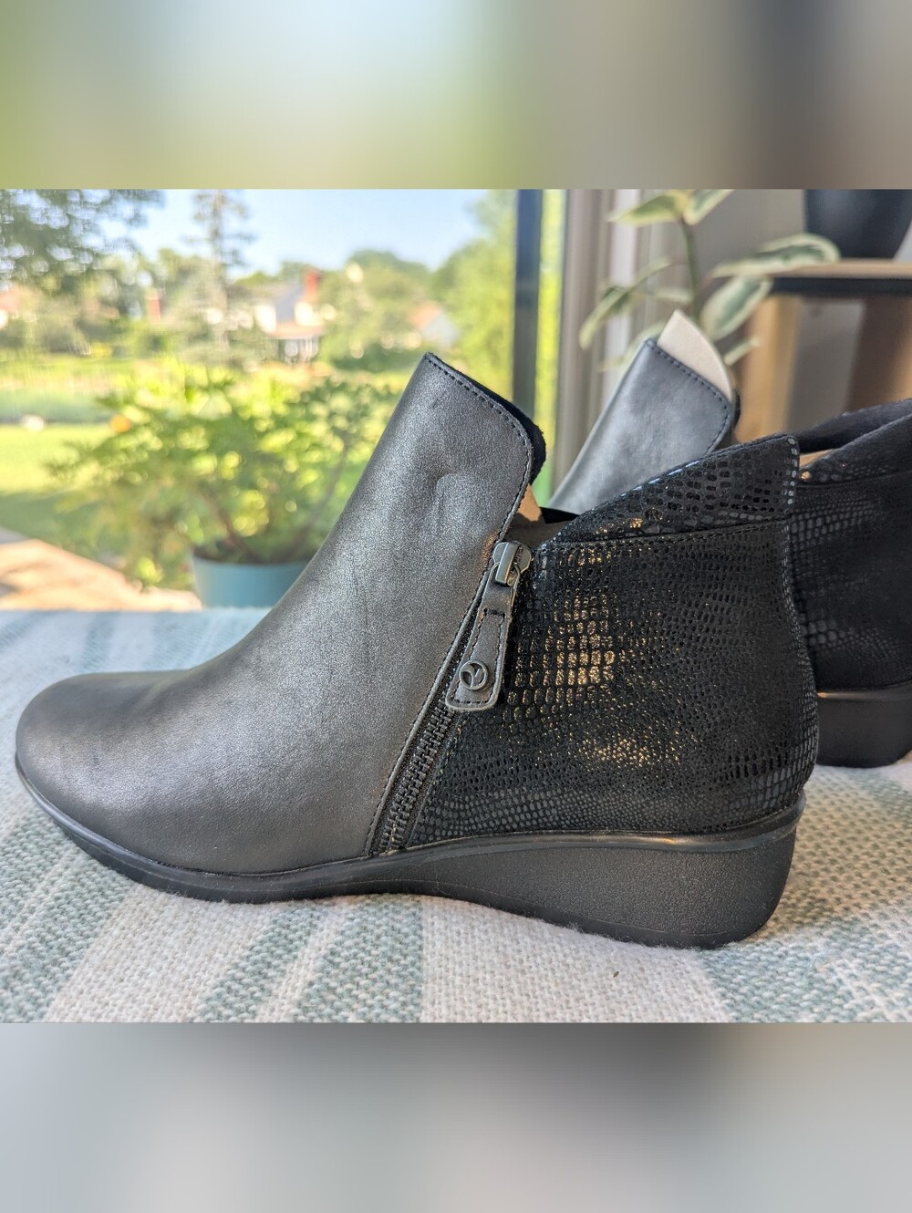 BNWT Revere Damascus Lizard Boots Size 11 Wide